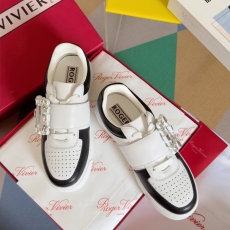 Roger Vivier Casual Shoes